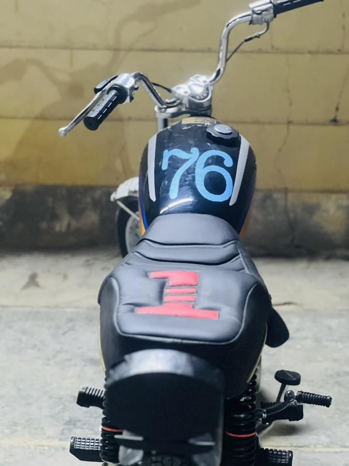 سلام عليكم دراجه للبيع شاصي نامه بلاد وكيل نوار موديل 21 تعمير كله جديد بمعنئ الكلمه مكينه سيجي نامه شرط الفحص وطيران وياه غراض مال بلاد كامله السعر 900 هيه وغراضه بدون غراض ب 850 شراي الاتصال خاص مقفول ***********
