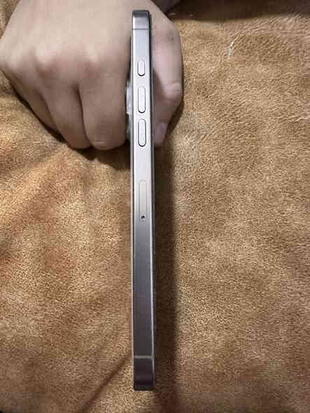 ايفون 16pro max
ذاكره 256

بطاريه 100

جهاز جديد كلش بس ضهره مفطور موضح بلصور 

 ضمان الجهاز ماستر 

داخل الضمان 

السعر مليون و300 وبي مجال كلش بسيط 

العنوان بغداد الغزاليه 

رقم التواصل *********** او ***********
