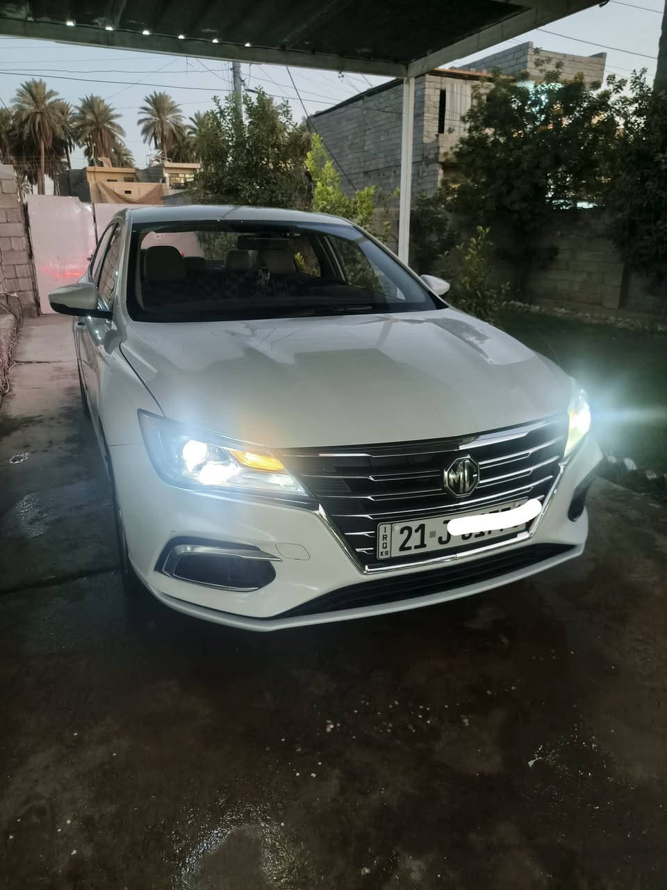 ‏سلام عليكم توجد mg5 موديل 23 مكفولة كفاله عامة ماشيه 58 ألف رقم سليمانية بأسمي .سيارة نظيفة وخير من الله تخم تاير جديد اصلي يعني متصرف عليها درهم واحد وبالعافية ع إلي يأخذهاا
‏رايدها ب 100 وبيها مجال للتواصل ***********
