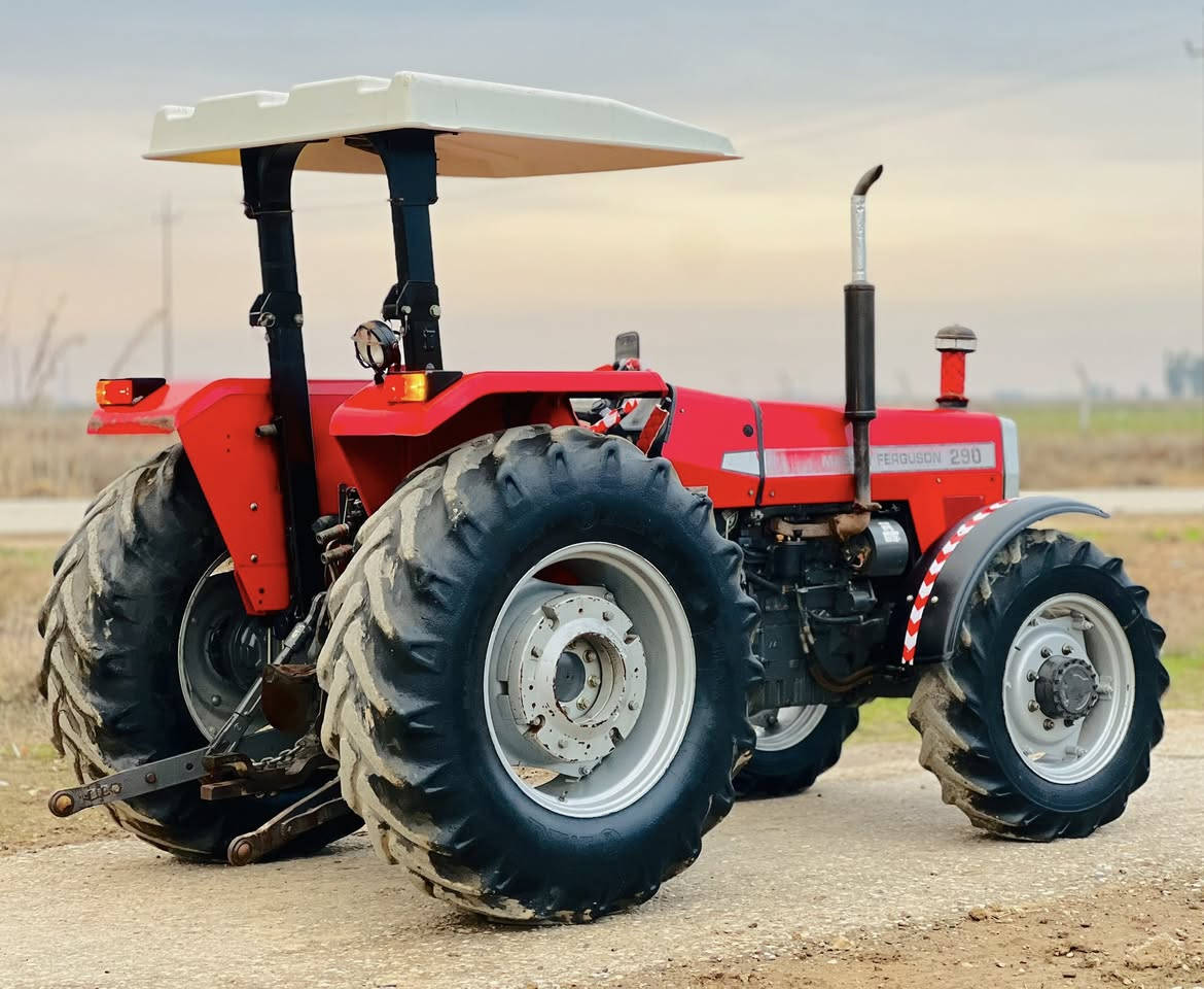 السلام عليكم مكلف بالنشر تركتر هندي للبيع موديل 2012 كله عل شركه كتاب شركه نينوى شرط الوكاله السعر 19 مليون وبيه مجال الاستفسار عل الرقم ***********
