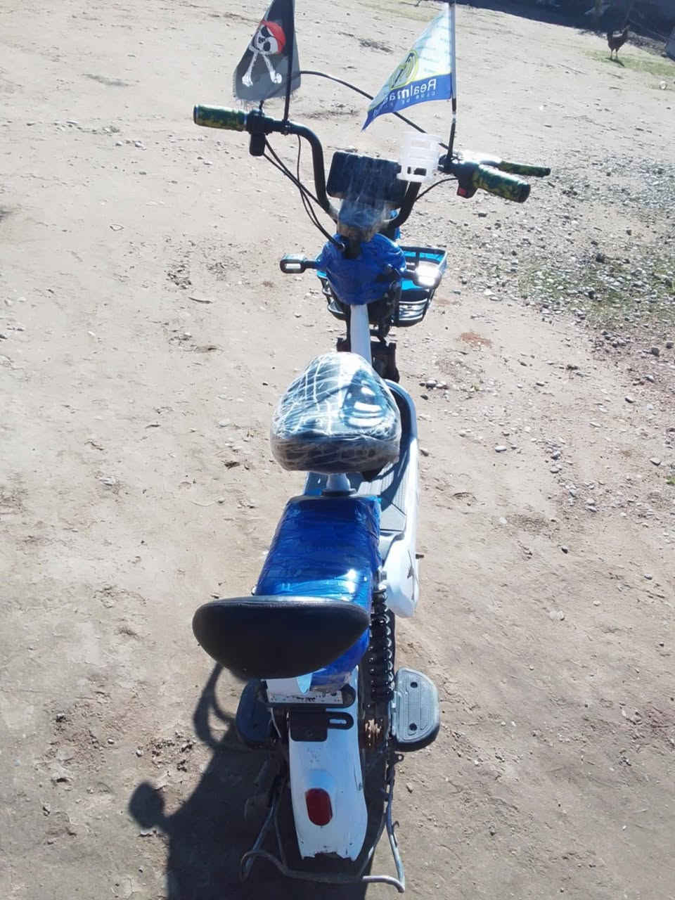 بايسكل شحن للبيع سعر 175وبي مجال ***********
