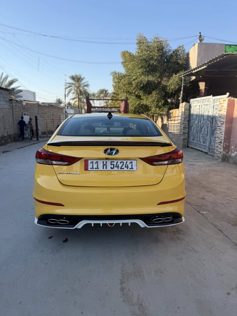 هيونداي النترا موديل 2017فول مواصفات ما عده الفتحه وارد امريكي صور الحادث بالمنشور
مكينة كير حدادية على الفحص
حجم المحرك 2000 دوش المرغوب لا تبخير ولا تنقيص
بصمه
فول تحكم ستيرن
شاشة
رادارات جانبيه وخلفي
كامره دواره
داخل لونين
تدفئه تبريد
ماشيه85
نخم تاير جديد
مكان السيارة ديالى
رقم بغداد الماني بسمي تحويل ثاني يوم مصفره هيئه وغرامات السعر125


**إذا كنت صاحب هذا الإعلان وتريد حذفه لأي سبب، رجاءا أرسل رسالة إلى الدعم الفني**