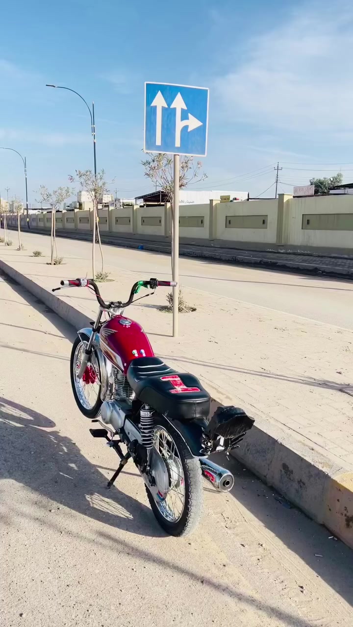 السلام عليكم خواتي عندي دراجه 4كير انتس موديل25 شاصي تايكر24 منفيست بي مفتوح فقط كور مره واحد شراي خاص


**إذا كنت صاحب هذا الإعلان وتريد حذفه لأي سبب، رجاءا أرسل رسالة إلى الدعم الفني**