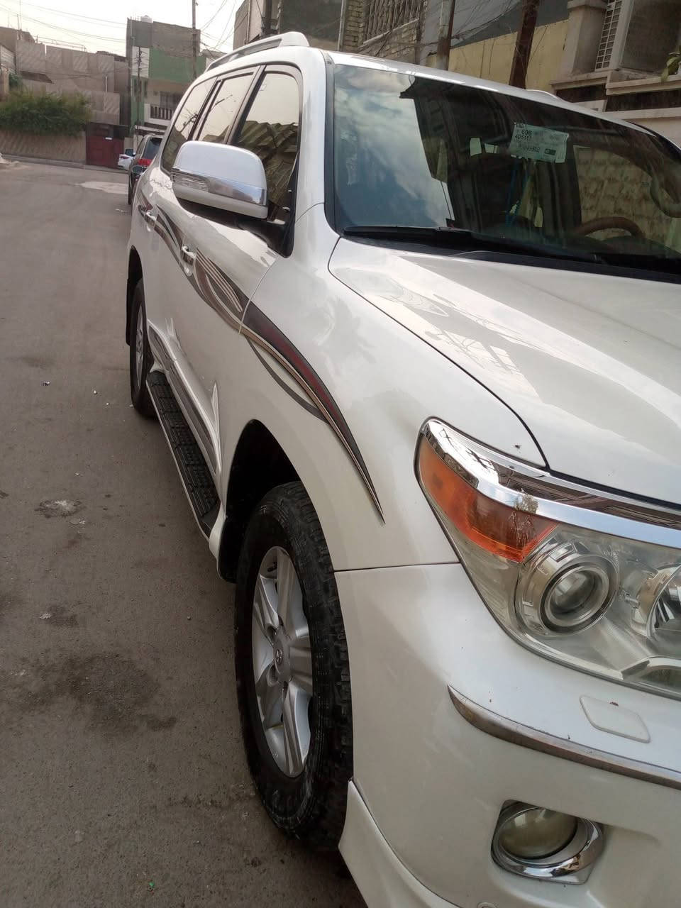 لاندكروزر 2013 موديل 2013 مقفوله كفاله عامه***********
