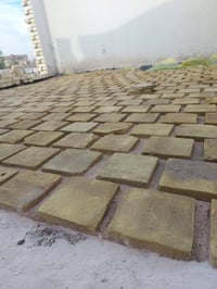 متفرغ للعمل • خلفه فرشي