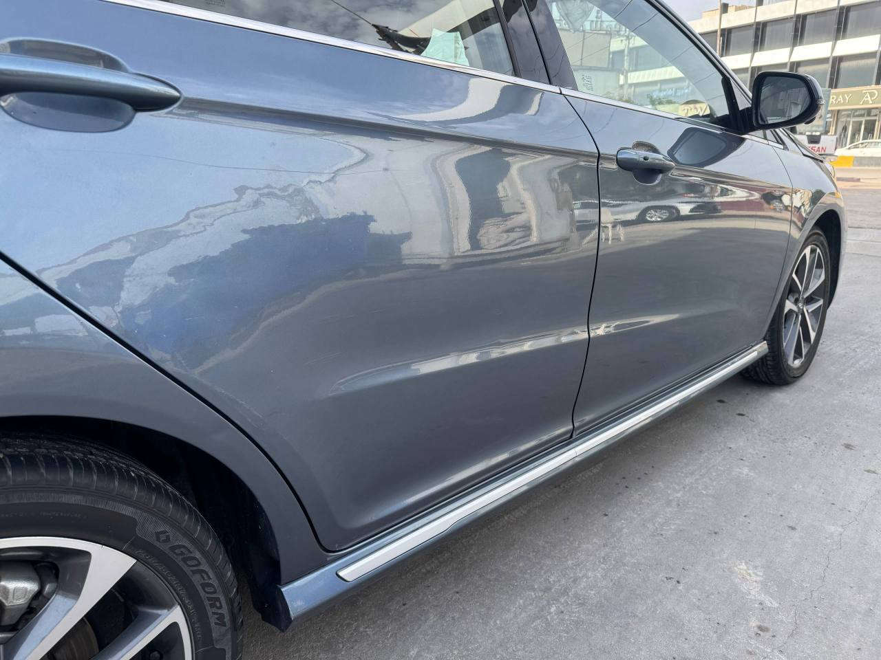 شيري اريزو ٦ حرة مو مال اقساط 
رقم اربيل وكالة من شركة 
عليها ضمان ٦ سنوات او ١٠٠ الف كيلومتر 
ماشية ٣٨ الف 
فول الفول كل المواصفات بيها 
السعر المطلوب ١٢٠ ورقة 
شدة و٢٠ البصرة, العراق


**إذا كنت صاحب هذا الإعلان وتريد حذفه لأي سبب، رجاءا أرسل رسالة إلى الدعم الفني**