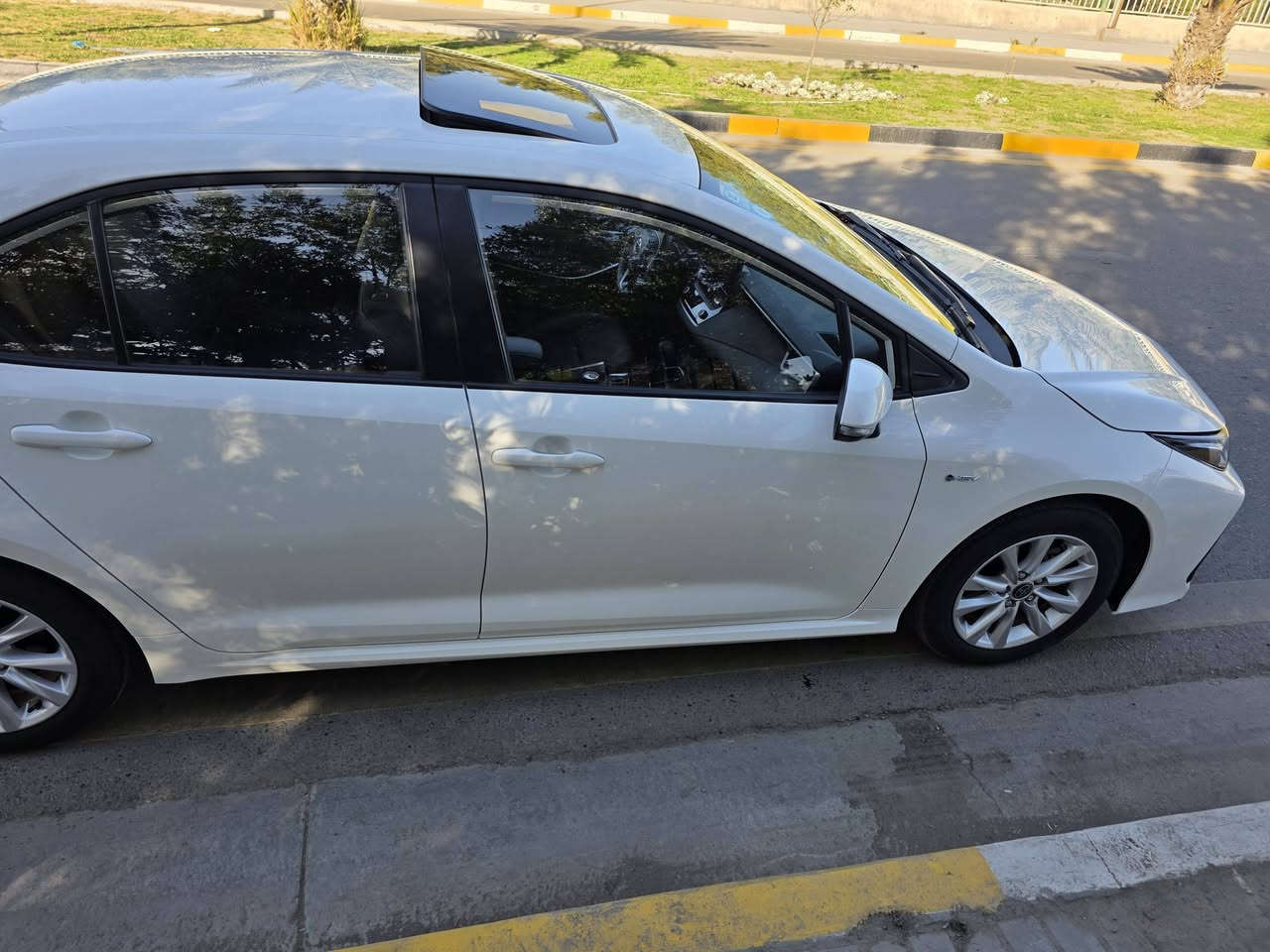 السلام عليكم كورله شكل الخليجي موديل 2025 ماشيه 6 الاف بيه بارد ربع الباب السايق الباقي مكفول كفاله عامه فول مواصفات فتحة شاشة حساسات تحكمات ستيرن شاشه كامره اشاير بلمري لايتات زنون السياره عله وضعيه الشركه تبريد قطعتين خلفي كشنات جلد اسود السعر 150 للاتصال ***********
