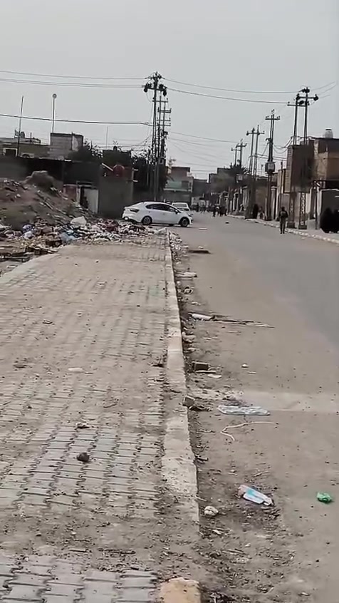بيت للبيع طابو صرف  100متر حي العسكري شارع 60
 غرفه وهول ومطبخ واستقبال وصحيات 
البناء بلوك والسقف عكاده بناء قديم السعر 46


**إذا كنت صاحب هذا الإعلان وتريد حذفه لأي سبب، رجاءا أرسل رسالة إلى الدعم الفني**