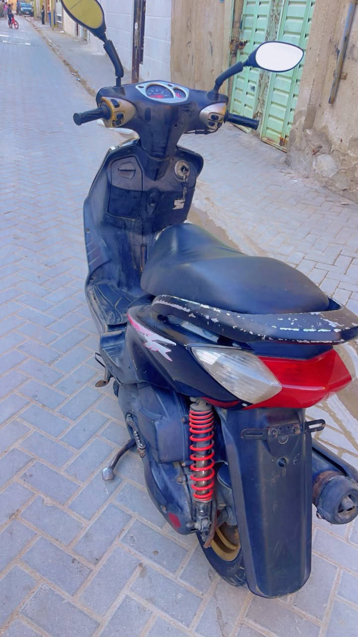 يالله 
دراجه سكنس نثيه للبيع دشبول 110مختمه ختم واحد بلاديه جيب فيتر وياك وتعال 
بغداد/ البلديات
***********
السعر 550
