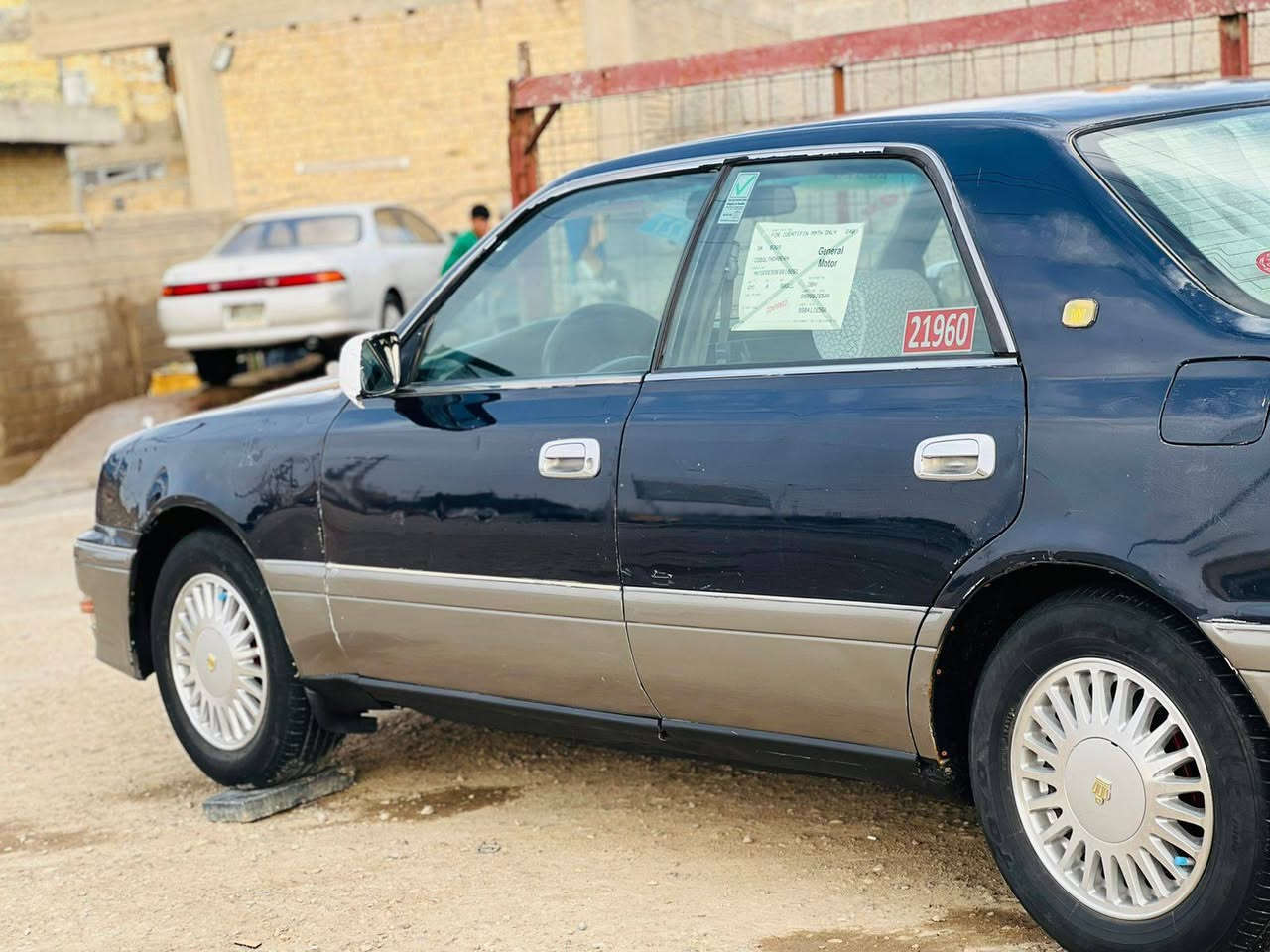 راس ثور موديل97 رقم الانبار مشروع وطني سنويه27 شرط التحويل مكفوله من الضربه والكص والنقل والعيب الشرعي (مكينه وكير وتبريد وحداديه شرط نضافه) 
سياره جاهزه من كلهن مكاني ناصريه شطره شراي ينتصل وبيه خير ويدلل ***********
