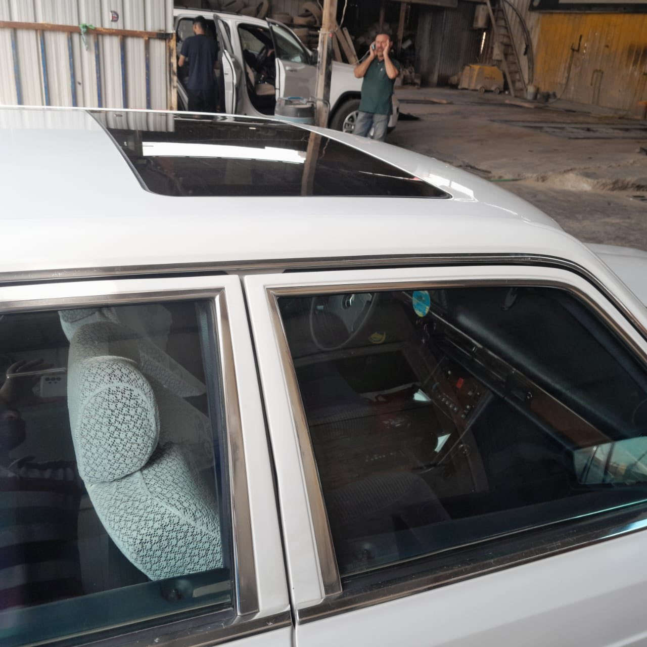 السلام عليكم مارسدس موديل 91 مكينه كير مال حاويه صفر     جدد توني شادهن  سياره فول كله كهرباء  السعر 80 بيه مجال حك الجيه  سياره جديده شكد متصور. بغداد حي اور سياره هذا رقمي تتواصل ***********
