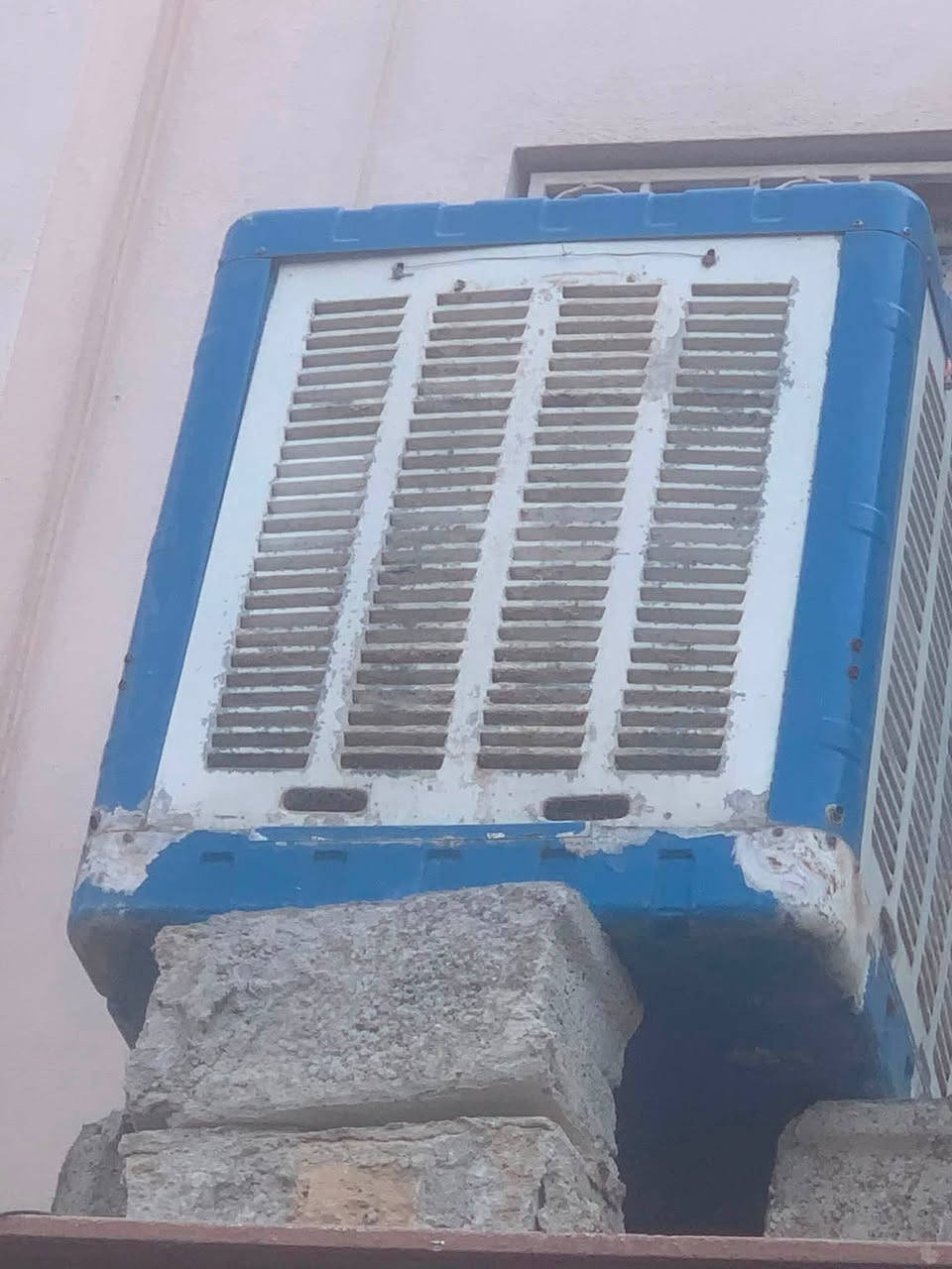 مبردات للبيع
حجم اثنبن ونص  بسعر  60 الف 
حجم اربعة ونص ب 100 وبيهه. مجال


**إذا كنت صاحب هذا الإعلان وتريد حذفه لأي سبب، رجاءا أرسل رسالة إلى الدعم الفني**