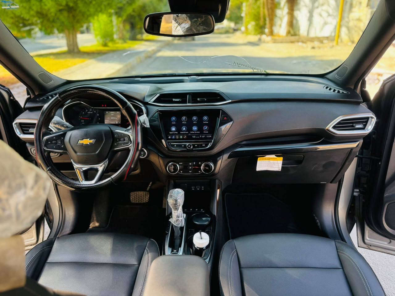 تلي بلايزر RS موديل ٢٠٢٣ للبيع فقط 
كشنات جلد 
تشغيل بصمة 
بوب بصمة 
كشنات كهرباء 
تدفئة استيرن 
اوتو بارك 
تشغيل عن بعد 
الى ...اخ
اخوان سيارة للبيع فقط مكان سيارة كربلاء 
للتواصل عبر رقم الهاتف ***********
الخاص غير موجود 
السعر ١١٥ $ وبيهة مجال للطيبين كربلاء, العراق
