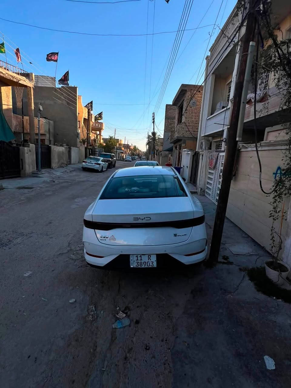 بي واي دي 2025سياره جاهزه من كلشي 
ماشيه 9000الف 
بيه شبرين حار باب خلف سايق 
18500 بيه مجال بصيط مستعجل ع بيع 
بغداد حي الجهاد***********
