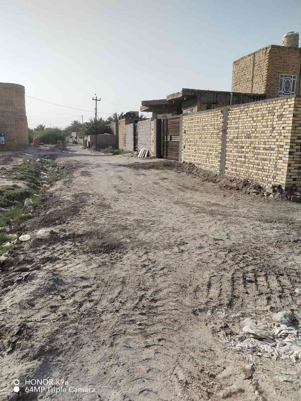 قطعه مساحه 300 متر مكانها الفضليه حي العرب للاستفسار ***********
