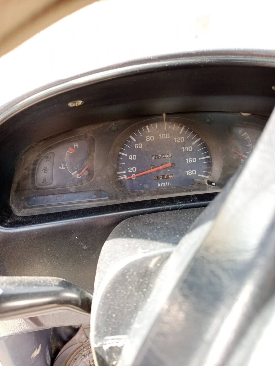 سلام عليكم بيكم 2001 تدفئة تبريد رقم صلاح الدين مال جناي نضيفة مكاني ديالى دلي عباس ***********
