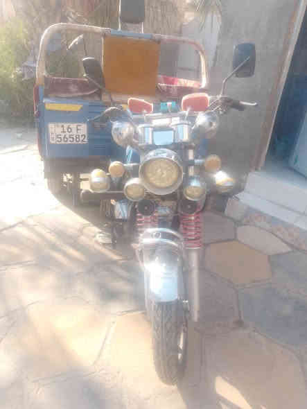 ستوته للبيع موديل 22
السعر3000100المكان الحمزه الشرقي ***********
