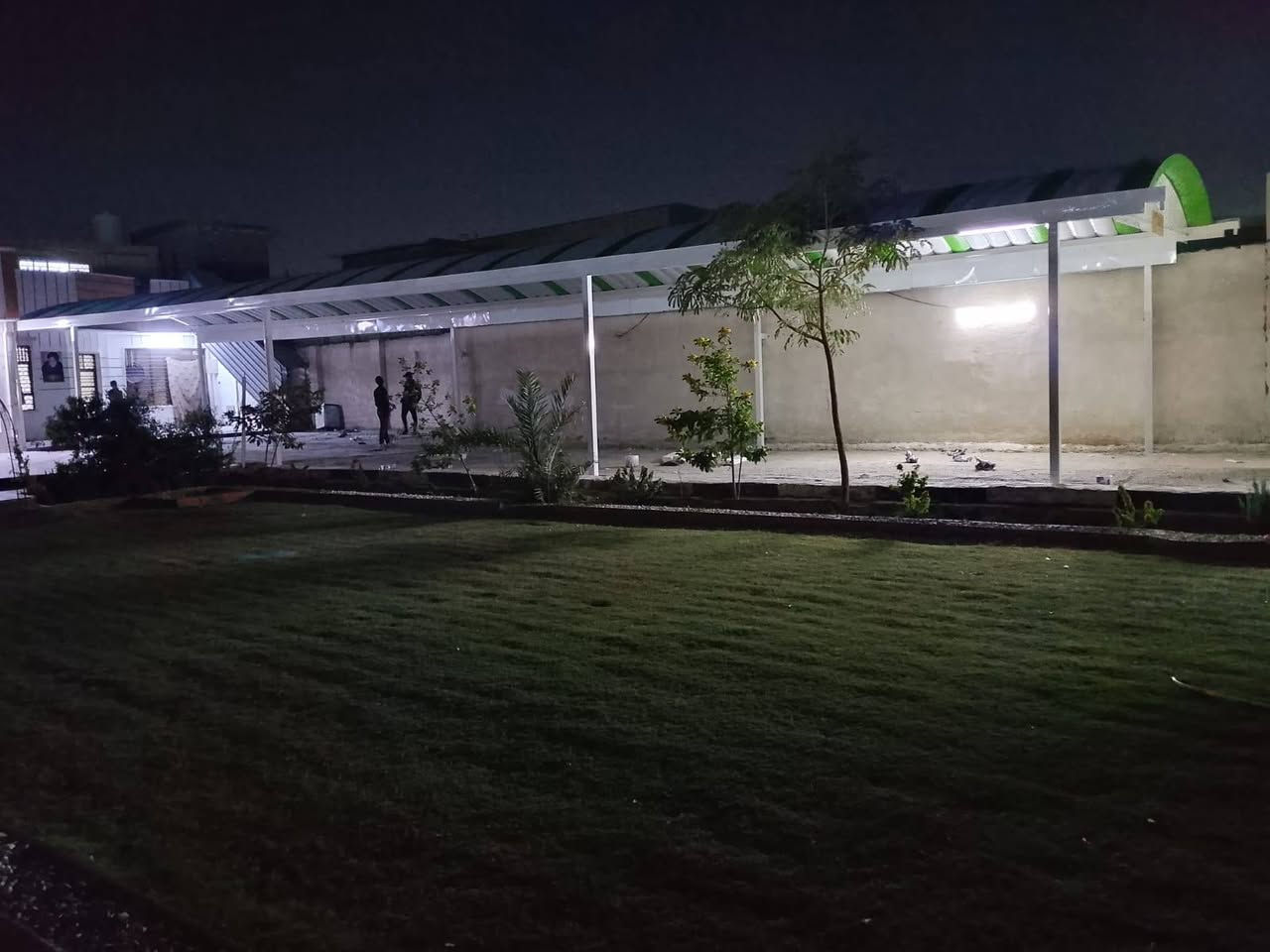 تم بعون  الله عمل سقيفه في منطقة حي نصر ونشكر الحاج ابو سجاد الفريجي عل حسن اضيافه ونشكر كادر مكتب الصادق اللسقائف كي سبان سعر المتر 23الف***********
