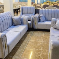 أطقم جلوس مودرن • قماش فاخر • توصيل وتركيب مجاني