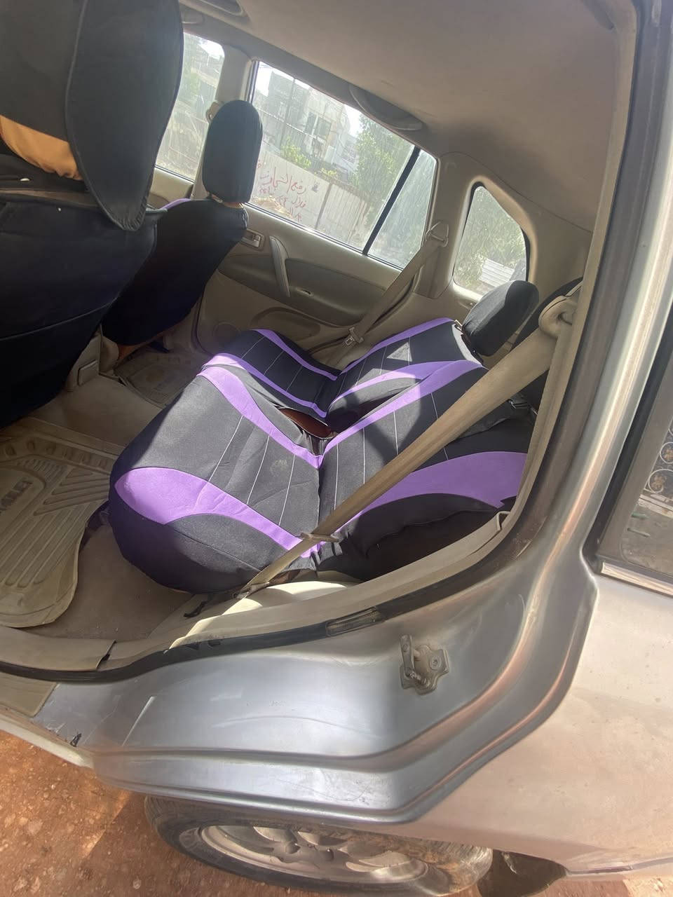 تيكو ٢٠١١  نضيفه جدا
اتوماتيك ميكانيكي 
مكانها النجف  
راعيها هم نجف سعرها ٤٨ ورقه 
***********
