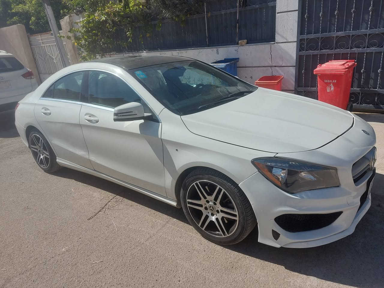 مارسيدس CLA 250 رقم بغداد 2014
وارد امريكي داخلة كلين بدون حادث بدون ايرباك

محرك 4 سلندر 2000 تيربو على وضع شركة

الكير DCT بقوة 208 حصان على وضع الشركة

شرط الفحص 

تبريد قطعتين 

شاشة حديثة 

وباقي المواصفات تكدرون تبحثون عنها 

سيارة  

ما بيها اي نقص 

دواخل على وضع الشركة 

سيارة رئاسية بمعنى الكلمة 

مكاني بغداد والشراي يتصل حادثه داعميه الماميه بس سرقه والصور موجوده بالنشر السعر 165 ورقه *********** مكانه بالسيديه

