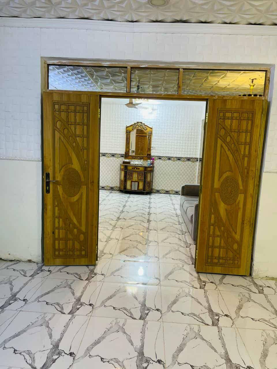 دار للبيع
الموقع الجمجمه مقابل الجبل
 قرب جسر بته
مساحه ٢٨٠متر طابو زراعي
يتكون ٣ غرف نوم استقبال كلدور مطبخ مجمع صحيات
منور
السعر خاص او اتصال
***********
