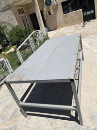 مكلف بنشر //        للبيع ميز حديد درجه أولى الطول مترين واعرض متر ونص...