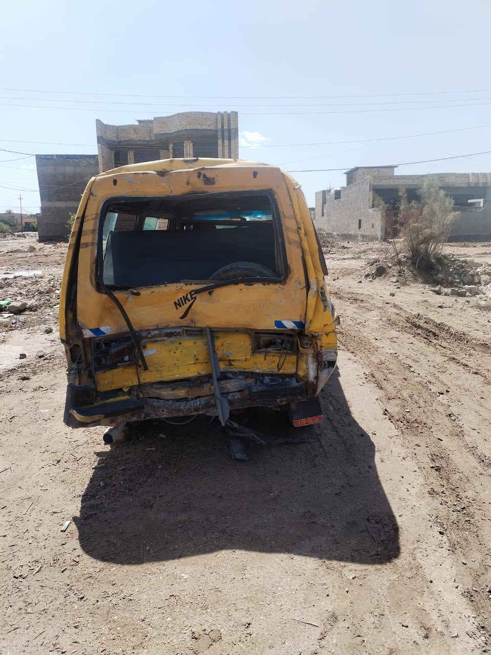 كيه بسته للبيع ابيعه تفصيخ كامله محرك كير اكسن كفاله كامله ابيعه كله الي ريد الاتصال *********** غير متواجد عله الفيس ابيع بيه سنويه وأرقام كامله حادته موجود بصوره ابيع شله وينهم اهل تفصيخ
