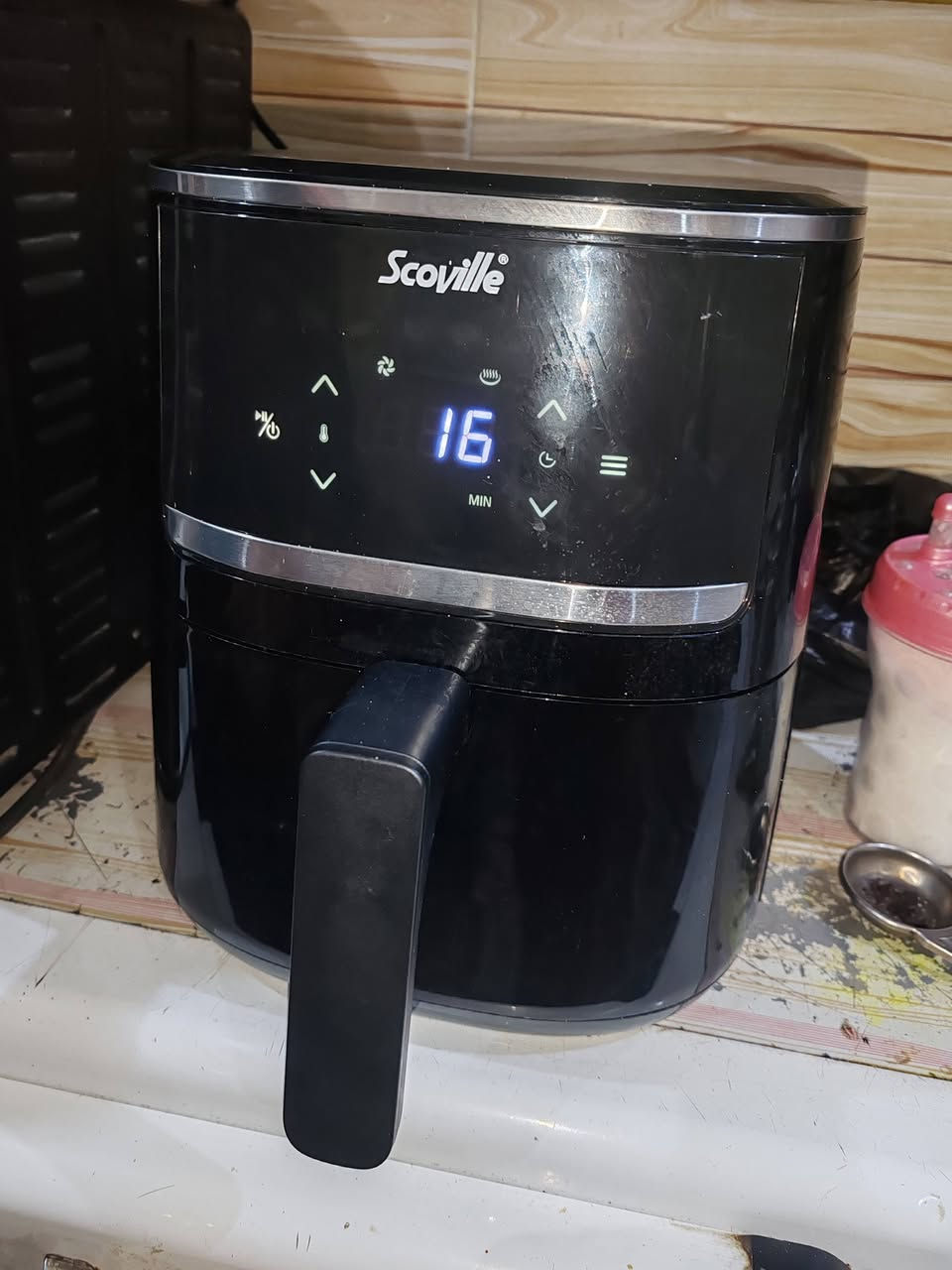 سعرها 40 وبيها مجال


**إذا كنت صاحب هذا الإعلان وتريد حذفه لأي سبب، رجاءا أرسل رسالة إلى الدعم الفني**