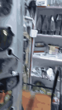 نظارات شمسية درجة ممتازة للبيع بسعر مناسب سعر الدرزن ١٢ الف مكاني بغداد الجديدة للاتصال ***********
