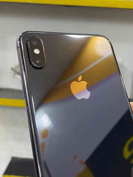 السلام عليكم 
اكس ماكـس للبيع 
ذاكرة 256 
بطارية 76 
نموذج M 
عربي شرق اوسط 
شحـن خير من الله 
فيس ايدي شغال 
بوبجي 60 فريم حقيقي 
ما مفتوح مع ضمان 7 ايام 
مكاني بغداد حي النصر 
للتواصل ***********
