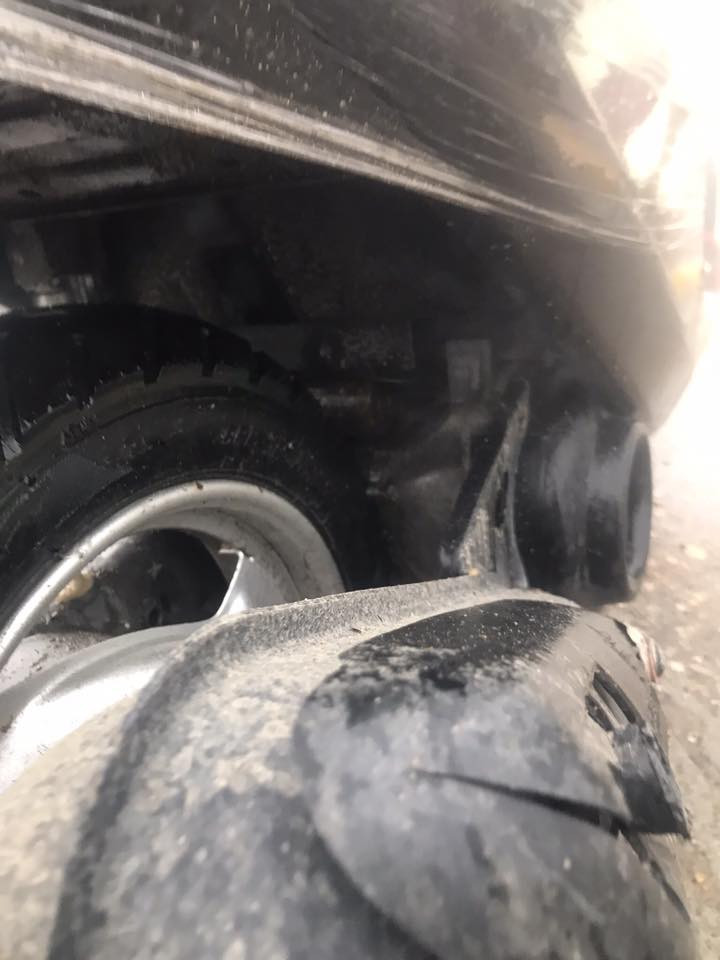 سلام عليكم ورحمة الله وبركاته اخوان دراجه ياماها بطه كهربائيات شرط سلف شرط هورن لايت بك لايت اشاير كله ويل امامي خلفي عواج مابي كيجات بس ربط كفرات كسر مابي تايرات جدد بدون عيب دراجه بي صوت بالمحرك سعر150 بي مجال رقم واتساب بي ***********
