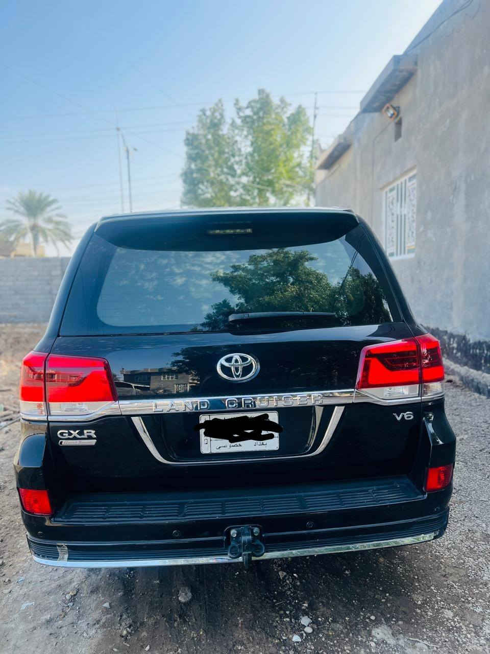 ملاحظه اني مكلف بلنشر السلام عليكم للبيع لاندكروز موديل 2019 بريم اصلي رقم بغداد بسمي مشروع وطني مكفول كفاله عامه من صبغ وتبديل وفتح
فول مواصفات 1/1
بصمه تشغيل
5بصمات ابواب 
فتحه سلايت
كشنات ثنين كهرباء ثلاث حركات
كشنات جلد اصلي
عداد لكزز
زراكات
اشارة لكزز
مري قلاب
مري شفط 
شاشه ايباد
جنطه شفط 
ديفيدي بل قمارة 
دبل ماوس
مثبت سرعه
سبعه راكب
ثلاث قطع تبريد
مطفايه حريق
محرك v6
8ايرباك
حساس امامي
حساس خلفي
اضويه تحت مقاعد
تحكمات ستيرن كامله
كامرة دوارة 
وباقي مواصفات بريم معروفه 
ماشيه75 الف حقيقي
السعر (500)
اللا ستفسار اتصل على الرقم ***********
مكان بابل حله ملاحظه اني مكلف بلنشر
