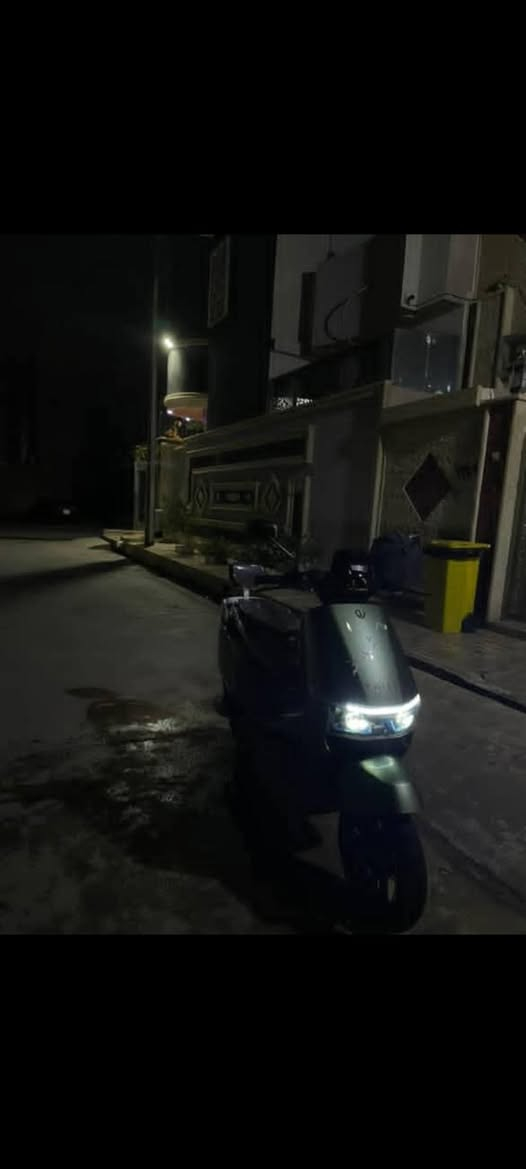 تايلنج تيسلا  سلام عليكم ماطور شحن للبيع 
ماطور حيل نضيف استعمال قليل
يمشي 65كيلو 
ماطور 6بطاريات دبل
ضد المي شرط كيج يقره العطل والكيلوات
وسرعه ماطور دبل سويج وكارت
ادفع سعر خاص عجبني ابيعك الشراي خاص لاتكسر بل سعر
للاتصال على الرقم ***********
واتسأب /أو خاص
