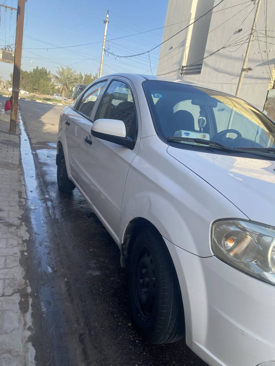 سلام عليكم  
افيو مديل 2011 للبيع مكفوله من الصبغ والتبديل 
السيارة بأسمي السعر 75 وبيها مجال قليل المكان النجف. ‭0780 775 4372‬
