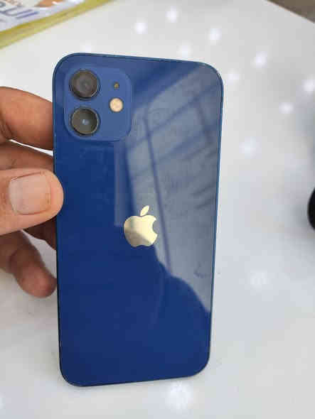 ايفون 12 كامرتين ذاكرة 64 كلة بلادي فقط مبدل بطارية نوعية زينة جهاز شرط كلة شغال اي عيب ما بي سعرة 210 وبي مجال بسيط ***********
