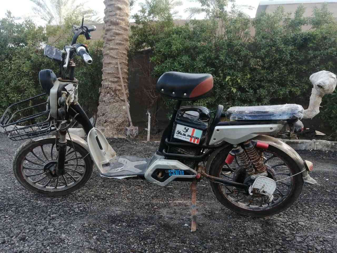 سلام عليكم دراجاه شحن كامل مواصفات كهربائي شقاله السعر 150
وبي مجال للشراي ينتصل على الرقم ***********
المكان المحاويل قريت السعادة
