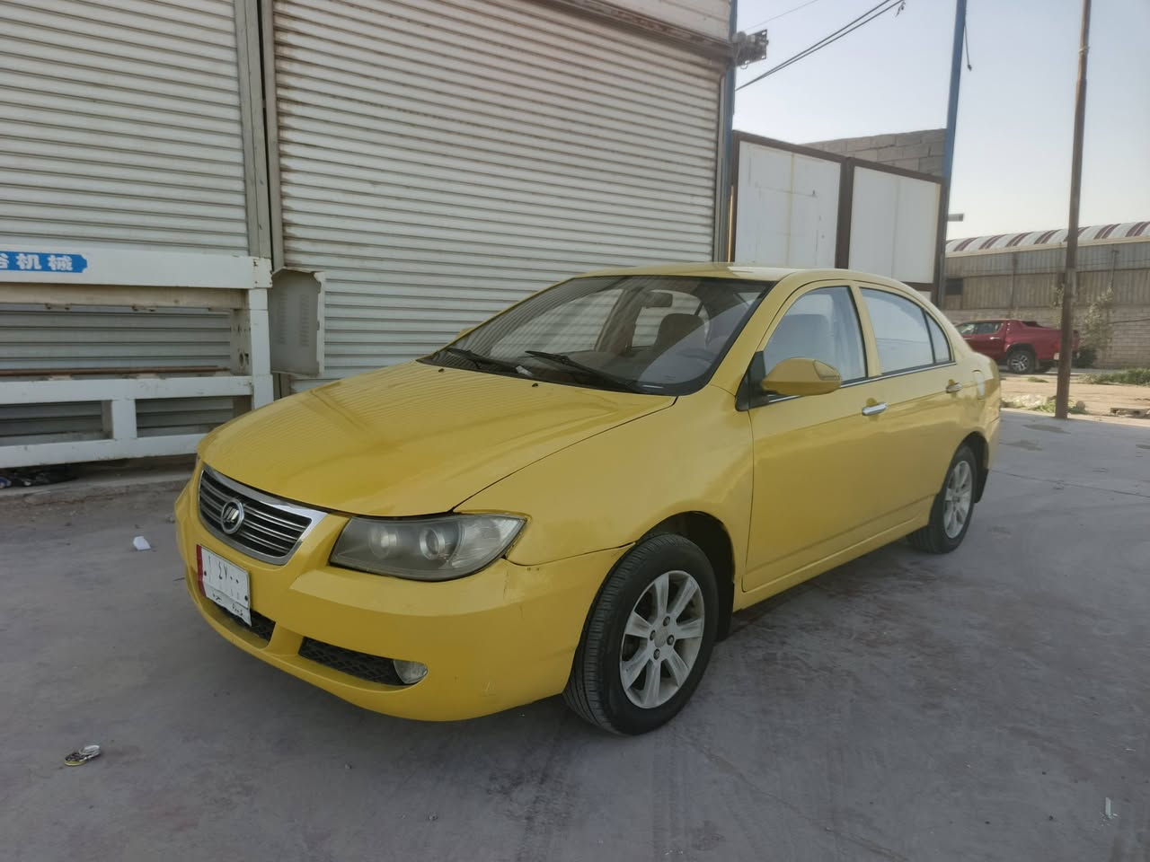 السلام عليكم سياره نيفان للبيع موديل 2012 كفاله عامه سياره جديده جير ومكينه وحداد تدفئه تبريد شغالات السياره نظيفه مال شغل السعر 38 وبيها مجال مكان بابل القاسم***********
