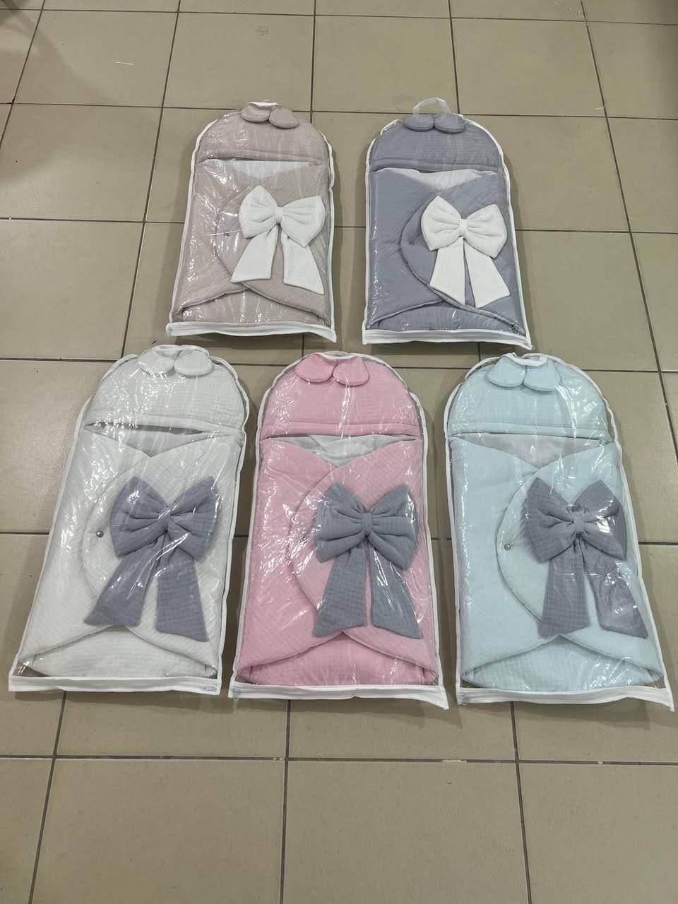 - [x] مستلزمات حرير للاطفال الخيار الافضل لراحة طفلك

- [x] يتوفر لدينا تجهيز كامل حديث ولادة
- [x] توصيل لجميع محافظات العراق
- [x] للحجز دايركت او واتساب 
- [x] ***********
- [x] زورونا على صفحتنا في 
- [x] انستكرام hareer_2021h
