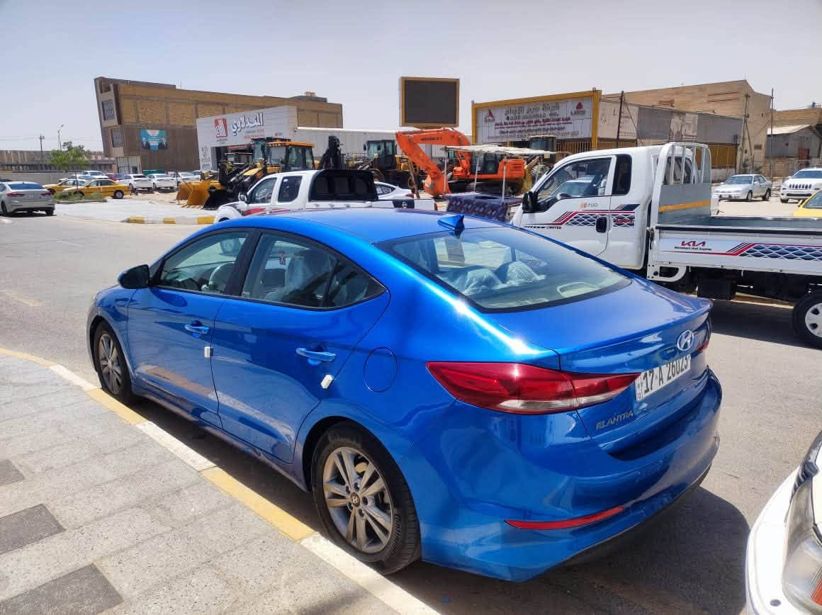 انترا موديل 18  امريكي السعر 110 وبيه مجال السياره جديده حيل حادثه بس البنيد معمر نفسه ولباقي كفاله من الصبغ ولضربه محرك الفين دوش جديد حداديه وكير جدد الرقم مثنى ***********
