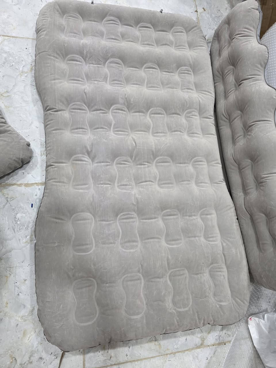 🏕️ للبيع: طقم رحلات متكامل (خيمة سيارة + فراش هوائي) امزون السعر 25 الف والتوصيل مجاني 
​حوّل سيارتك لغرفة نوم مريحة بدقائق!
​خيمة خلفية: تُركب على الصندوق، تحميك من الشمس والحشرات.
​فراش هوائي: مريح جداً، يجي معاه وسائد وقواعد دعم.
​سهولة: خفيف الوزن، سهل النفخ، وما ياخذ مكان بالخزن.


**إذا كنت صاحب هذا الإعلان وتريد حذفه لأي سبب، رجاءا أرسل رسالة إلى الدعم الفني**