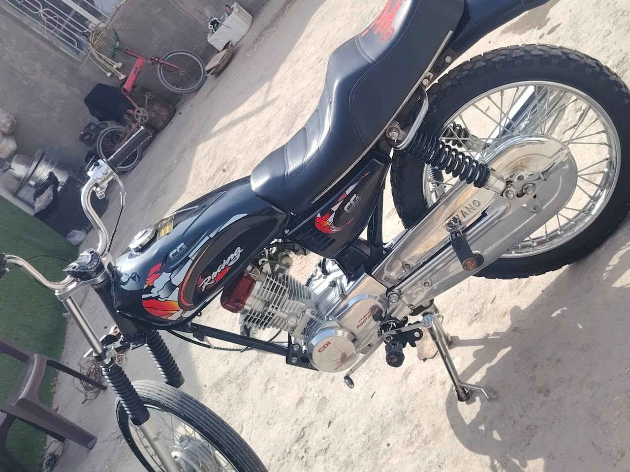 السلام عليكم نامه تيربو اوراق اصولي العنوان حله السعر 550وبيها مجال حك الجيه الدراجه فول واحد على واحد ***********
