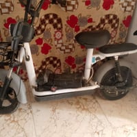 دراجه شحن نضافه 100/80 بيه عطل بالضفير بس كلشي مابيه. سعره130للاشتفسار...