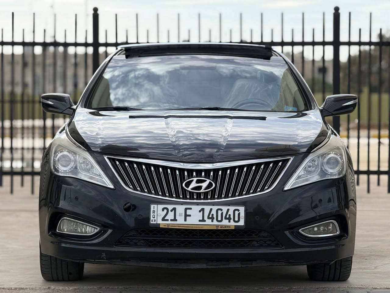 هونداي ازيرا خليجي موديل ٢٠١٣ مواصفات vip فول فول ١/١ لون اسود رقم سليمانية دولي مميز سنوية هزة فحص كله جديد لغاية ٢٠٢٩ شرط التحويل او الوكالة بانواما بصمة داخل لونين و فورميكا كشنات جلد و كهربائي و خزن ستيرن كهربائي ٣ بردات حساس امامي خلفي تبريد مركزي ترحيب بالمراية و شفط تحكمات ستيرن كروز سرعة بعد اهواية مواصفات محرك v٦ حجم ٣٠٠٠ گير و محرك شرط صدر امامي وخلفي و ٤ تايرات جديد كلشي بيه شغال وعالوضع البلادي سيارة كلين بدون صبغ وتبديل وتعديل بارد و رصعات و شخوط مابيه فقط ٣ اصابع كارت اب قبغ الصندوك سيارة من الدعامية للدعامية جاهزة واحلى من الصور بهواية دواخله لوك مكان السيارة كركوك السعر ١٣٣ وبيه مجال للشراي اخوان كاتب كل التفاصيل اقرا المنشور كامل شراي خابرني وتدلل ما اجاوب تعليقات رقم الموبايل 
***********
