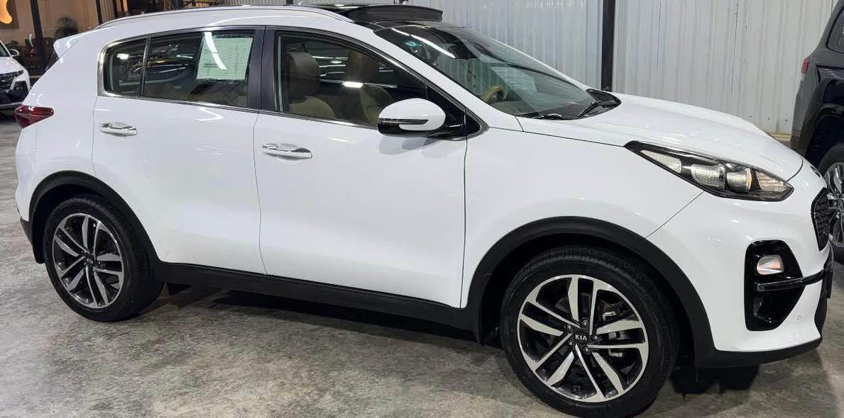 سبورتج 2019 خليجي للبيع
مكفولة لا ضربة ولا صبغ ولا تبديل
رقم بغداد
بانوراما
محرك 2000
كشنات جلد
حساسات
مري شفط
مود درايف
اوتو هولد
باقي المواصفات موضحة بالصور
السعر 203 $
*********** بغداد, العراق
