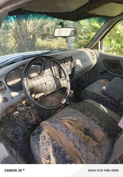 سلام عليكم
بيكم فورد موديل ٩٦
كير محرك vvt 
رقم نينوى تحويل مباشر
السيارة تمشي مابيها اي مشكلة بس دتنمر ٣ مباشر
ابيع محرك وكير مكفول 
وتحويل والباقي شوفت عينك
العنوان صلاح الدين قضاء بلد
السعر ٢٨
***********
***********
