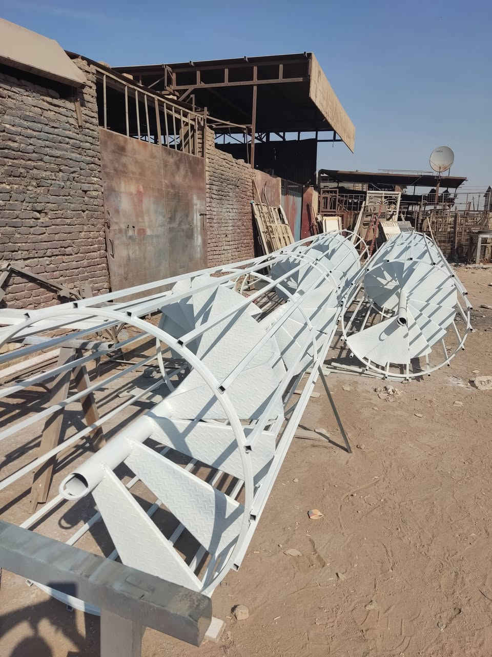 معمل التساهل للحداده العامه للتواصل عبر الواتس اب *********** تحياتي للجميع ادمن يرحم والديك وافق
