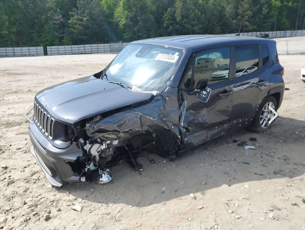 جيب رنكيد موديل ٢٠٢٣ تيربو محرك ١٣٠٠ وارد امريكي ضربتها باب السايق ومدكر امامي صفحة السايق بيها خيط تبخير السعر ١١٥ ورقة للاستفسار الاتصال على الرقم ***********
