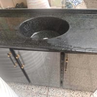 سنك كرانيت ١٣٠سم • قاعدة طباخ ١متر