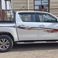 هايلوكس • ٢٠١٧ • رقم بغداد